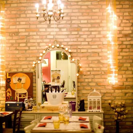 Mano Bed & Breakfast