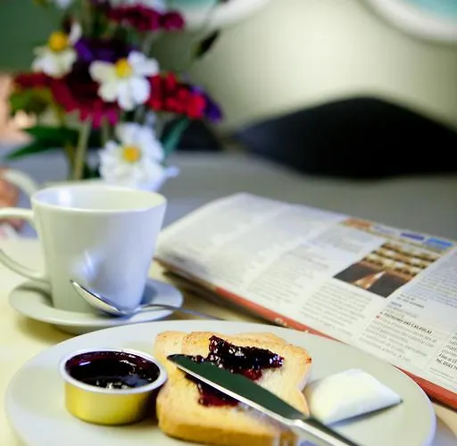 Oda ve Kahvaltı Mano